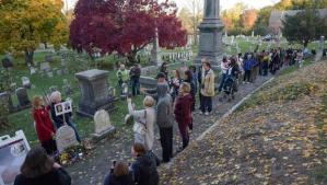 Thousands-visit-Susan-B-Anthony-grave-Election-Day-2016